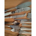 Varioius vintage cutlery