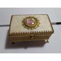 Absolutely stunning small jewelery box