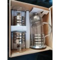 Coffe plunger set with 2 mugs in box