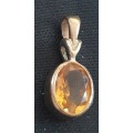 Beautiful 9ct gold and large Citrine pendant