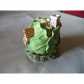 Little cabbage house with Pigs - Very cute