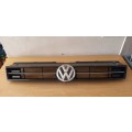 Polo 6 OEM grille ZSB 6R0 853 651