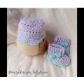 Crochet baby booties shoes and beanie hat sets for 0-6monthd