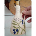 500ml Willow Creek Olive oil with a 350ml ceramic Willow Creek olive oil decanter