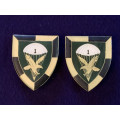 SADF 1 Parachute Regiment Metal Shoulder Flashes (Pair) - 2nd Issue (1980s to 1988)