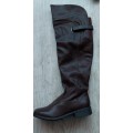 Ladies Warm brown boot. Size 7