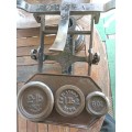 Wow!! - Vintage W&T Avery Birmingham-to weigh 28 lbs scale with 2lbs,1 lb & 8oz weights-complete