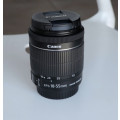 Canon EF-S 18-55mm 1:3.5-5.6 IS STM lens + lens hood