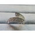 DISCOUNT!! Unique Silver Ring