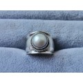 Discount!! Silver Pearl Ring