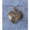 DISCOUNT!!! Detailed Silver Heart Pendant