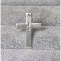 Pretty Silver Cross Pendant