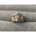 Dazzling 10ct Gold Ring