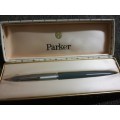 HIGHLY COLLECTABLE PARKER PEN IN ORIGINAL BOX.