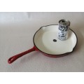 Le Creuset style enameled cast iron pan