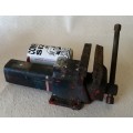 Heavy Vintage Bench Vise (Working Condition)