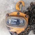 KITO CHAIN BLOCK 1 TON COMMERCIAL & INDUSTRIAL - WORKING CONDITION