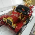 LUCKY DIE CAST 1914 FORD MODEL T SIGNATURE SERIES 1/18 FIRE ENGINE