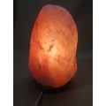 BEAUTIFUL HIMALAYAN ROCK SALT LAMP - WORKING