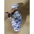 EXQUISITE GIGANTIC VINTAGE HAND PAINTED BLUE AND WHITE ORIENTAL VASE WITH ORIGINAL MARKINGS - 460MM
