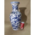 EXQUISITE GIGANTIC VINTAGE HAND PAINTED BLUE AND WHITE ORIENTAL VASE WITH ORIGINAL MARKINGS - 460MM