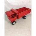 Stunning Large Steel Striker Toy Construction Tipper Lorry With a Tip Tray - Like New
