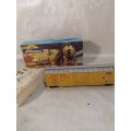 Vintage HO Scale Union Pacific SD-9 Loco/Car Complete with Booklet & Box 1 OF 2