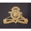 South African Artillery Cap Badge            X145
