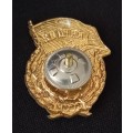 Soviet guards Badge   Size: 45 x 35mm  ( Note Condition )                X181