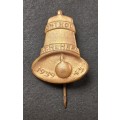 WW2 SA. BELL BADGE Onthou Remember 1939 - 1945                     M15