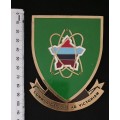 SA. DEFENCE FORCE COMMUNICATIONS    AD VICTORIAM  SHIELD ( ENAMEL ON BRASS )  V123