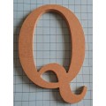 Wooden `Q` - +/- 13cm