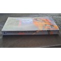 John Denis - Alistair Maclean`s  Air Force One is Down -  Paperback/Softcover -  Pages 224   - As pe