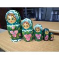 Hand Painted Vintage Wooden Nesting Dolls 5 Piece