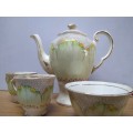 Tuscan Fine English Bone China - 2 x cups, 1 x sugar bowl, 1 x teapot