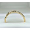 Stunning Ladies 9k cubic channel ring