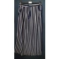 Previously Loved Collection / 3 x Business-Corporate wear SKIRTS (Size: 40) High end