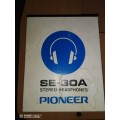 Pioneer vintage SE-30A stereo headphones.