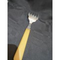 Fork serving bone handled(C)