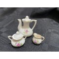 Miniature teapot set