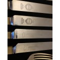 Bone Handled Knives & Silver Plated Forks(CUT139)