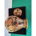 SATSUMA VINTAGE JAPANESE GINGER JAR HAND PAINTED GIESHA GIRLS IN MINT CONDITION