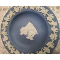 TWO VINTAGE IN GREAT CONDITION WEDGWOOD PLATES TURQOIS BLUE COLOUR SOLD AS IS