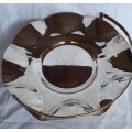 A VINTAGE ROUND SILVER PLATE ON COPPER SERVING TRAY IN GREAT CONDITION SOLD AS IS