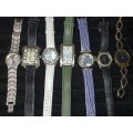 A JOBLOT VINTAGE QUARTZ WATCHES SOLD AS IS NOT TESTED