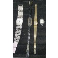 A JOBLOT VINTAGE WOMANS WATCHES SOLD AS IS NOT TESTED