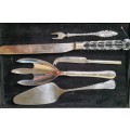 A VINTAGE JOBLOT KITCHENALIA CUTLERY SOLD AS IS