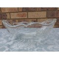 AN OVAL CRYSTAL GLASS SERVING BOWL IN MINT CONDITION SOLD AS IS