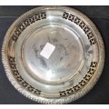 A VINTAGE ROUND DEKARONA SILVER PLATED EPNS SERVING BASKET TRAY SOLD AS IS