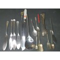 A VINTAGE JOBLOT CUTLERY SOLD AS IS